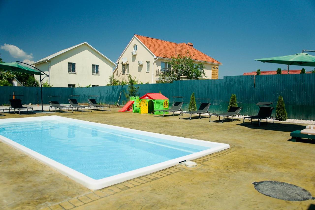 Bulgary House Hotel Kryzhanivka Exterior photo